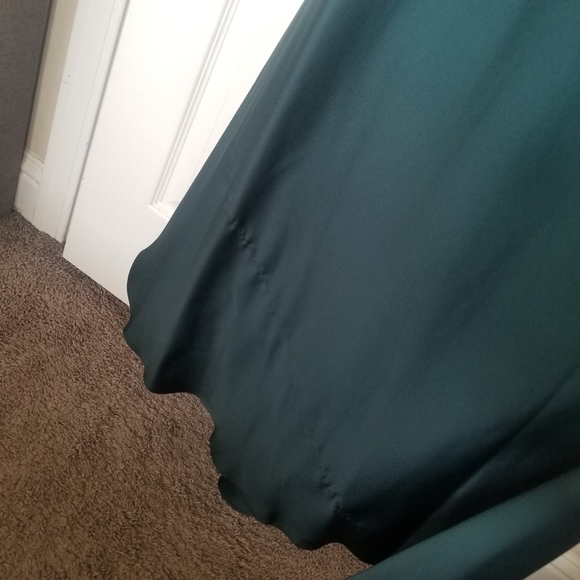 Gorgeous hunter emerand green wrap dress - Picture 10 of 11